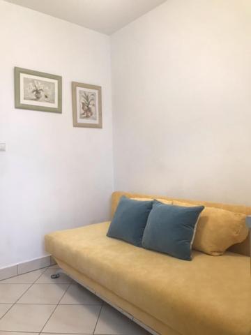 Prestige Na Stromej Apartmán *